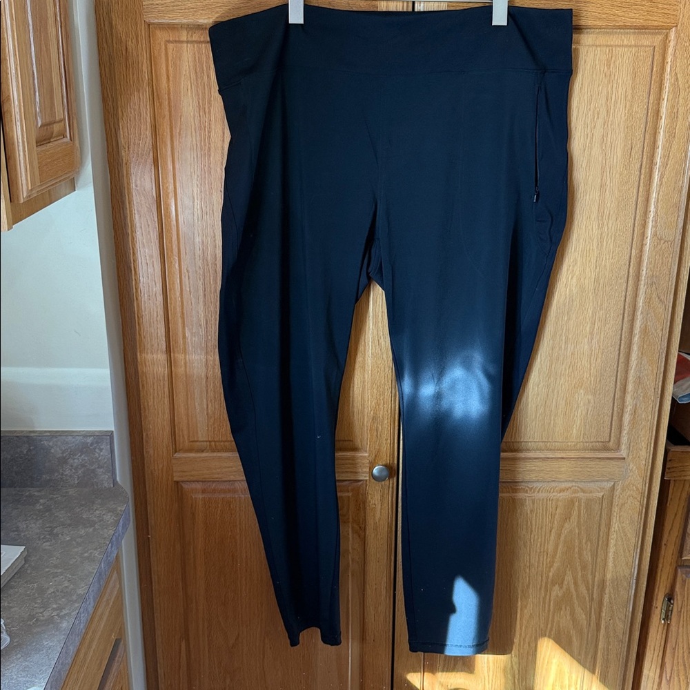 Women's Columbia Black Leggings size 2x